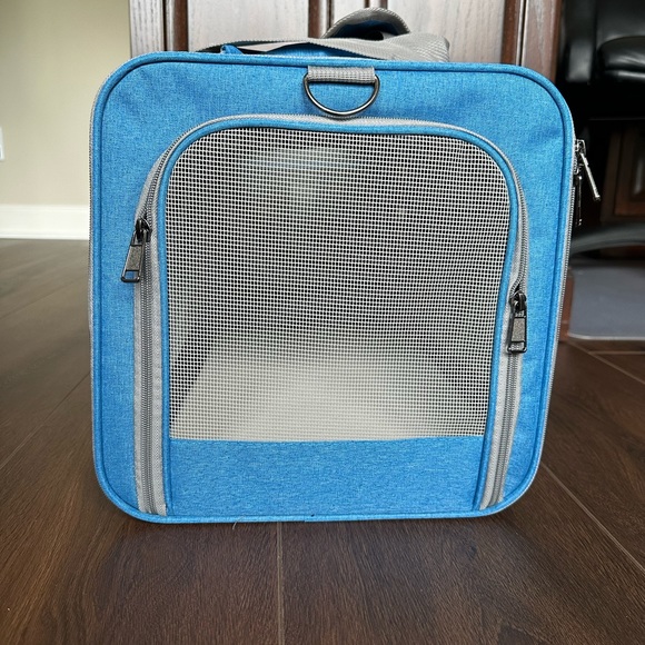 Gapzer Soft Sided Pet Carrier for Large and Medium Pets - Picture 14 of 14
